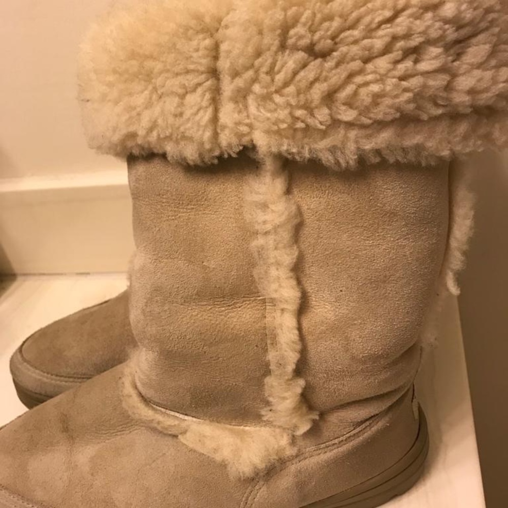Ugg revival boots